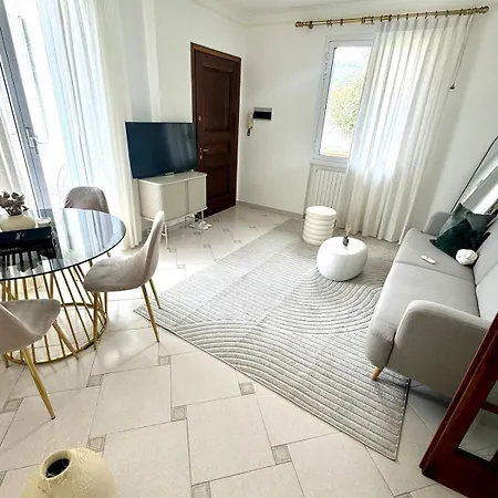 Cozy Italian * Imperia